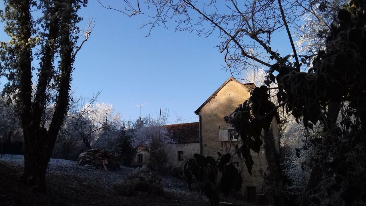 Bed and Breakfast Domaine Pastel Besson Exteriér fotografie