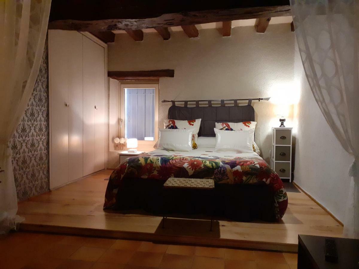 Bed and Breakfast Domaine Pastel Besson Exteriér fotografie
